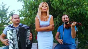 🌹🎶Ун трандафир креште ла фирида мя 🌺🌹🌺 Музика популарэ молдовеняскэ