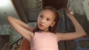 показываю канцелярию