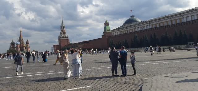 ВНЕПЛАНОВЫЙ ОТПУСК В МОСКВУ//ВДНХ//КРАСНАЯ ПЛОЩАДЬ/ /РЕКА МОСКВА//