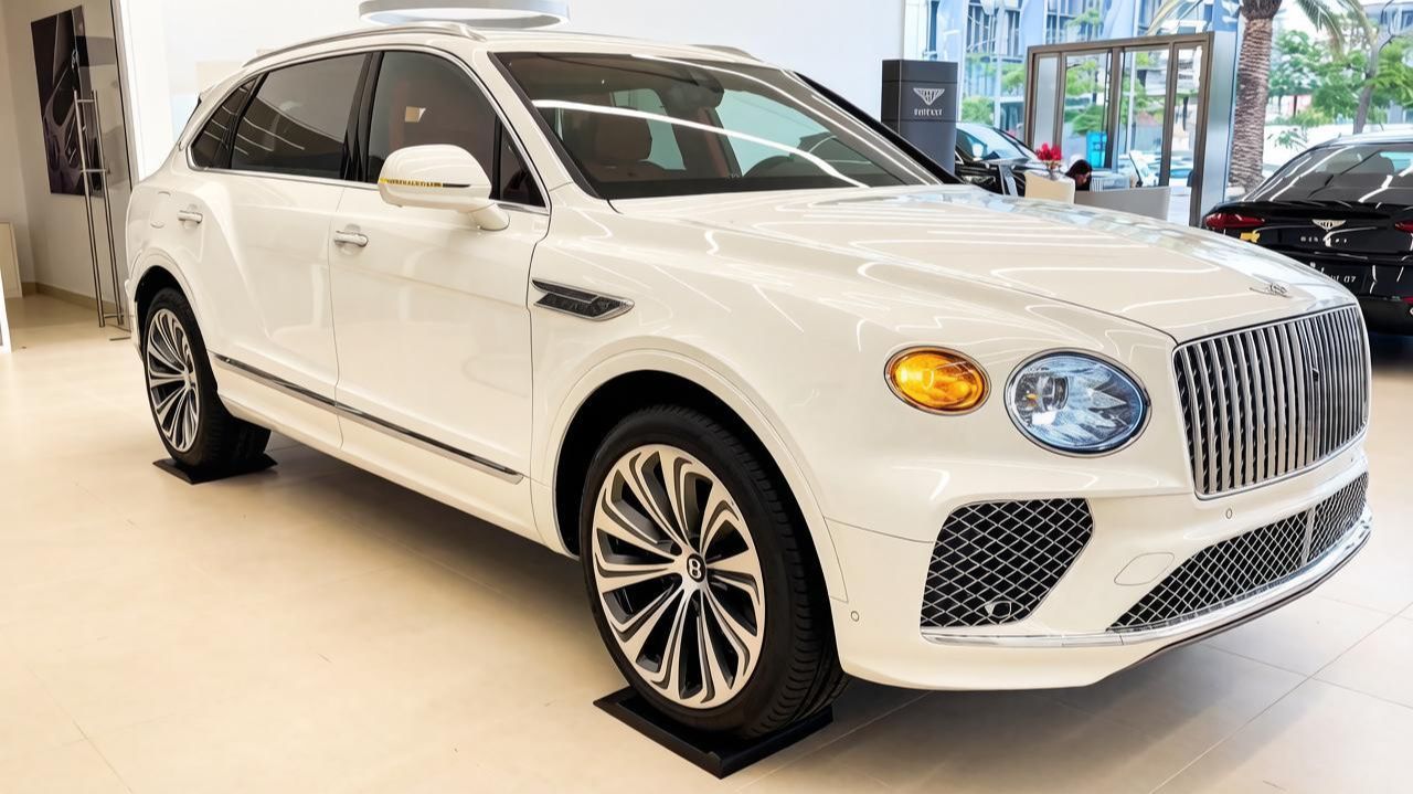 BENTLEY BENTAYGA 2026 года, непревзойденный роскошный внедорожник! Обзор автомобилей