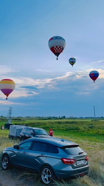 В Соль-Илецке проходит шестидневный фестиваль воздухоплавания «Солёный ветер»