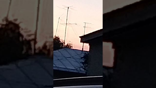 ПАДАЕТ САМОЛЁТ ЭТО ЖЕСТЬ