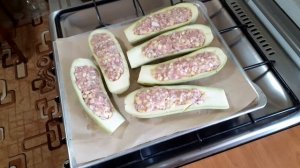 Лодочки из кабачков с фаршем . Вторая серия .