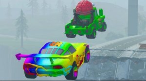 Цветная Молния против Матера против гигантских монстров-машин в BeamNG