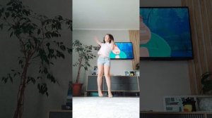 танцую под на часах 00