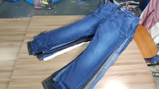 Лот 1009 Джинсы брюки Мужские Германия Премиум 1190₽_ кг 34 ед 20,7 кг