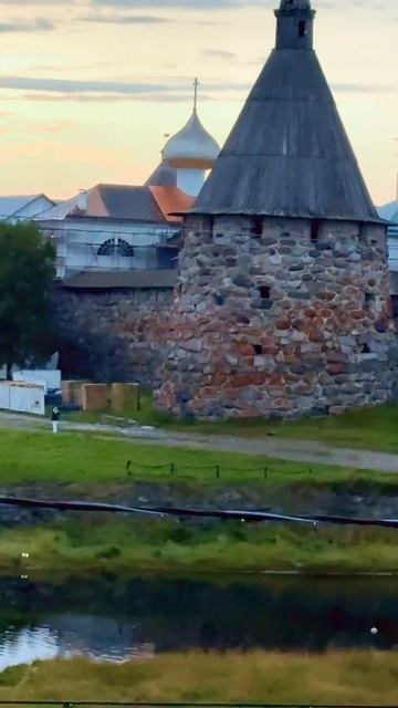 Соловецкие острова | Соловецкий монастырь | Белое море | Гулаг | Мощи Савватия, Германа и Зосимы |