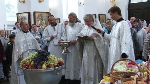 Преображение Господа Бога и Спаса нашего Иисуса Христа. Освящение винограда и плодов нового урожая.