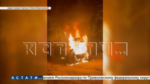 Девушка, у которой взорвали машину, а потом подожгли, подозревает в организации депутата гордумы