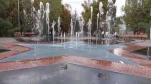 Вандалы повредили фонтан в Саратове