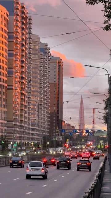 Санкт-Петербург и Лахта при закате