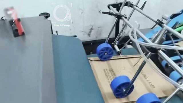 Фальцевально-склеивающая линия ZH-1250FP