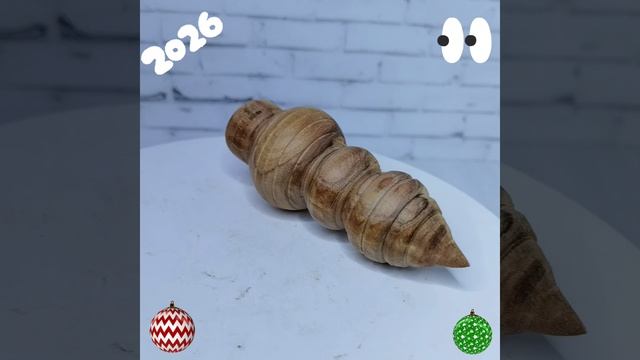 Елочная игрушка в процессе вишня