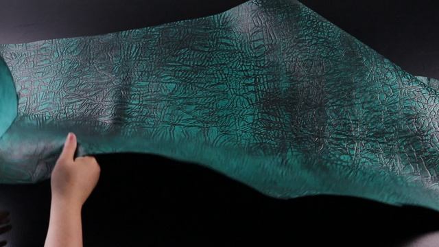 1,8-2,2 юфть зеленая лофт тигина с восковым покрытием WAX 157дм² (КЛ)