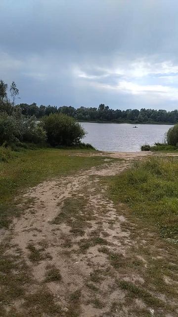 Любитель,одиночка-рыбак.р Ока.