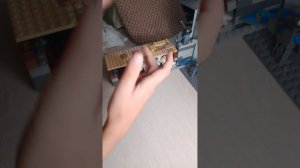 Обзор на лего средневековую крепость с конюшней.