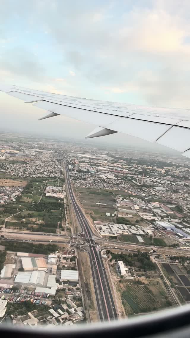 Dreemliner Takeoff. Tashkent