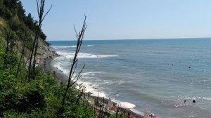 Пляж и бухта в Джанхоте - Краснодарский край. 1.07.2023 г.