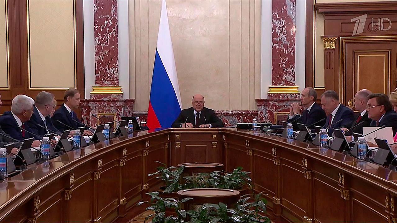 Около миллиарда рублей выделит правительство на закупки автомобилей скорой помощи.