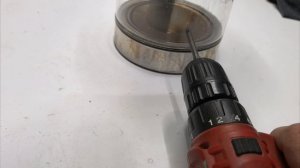 Сверлим стекло сверлом Hagwert Delta.