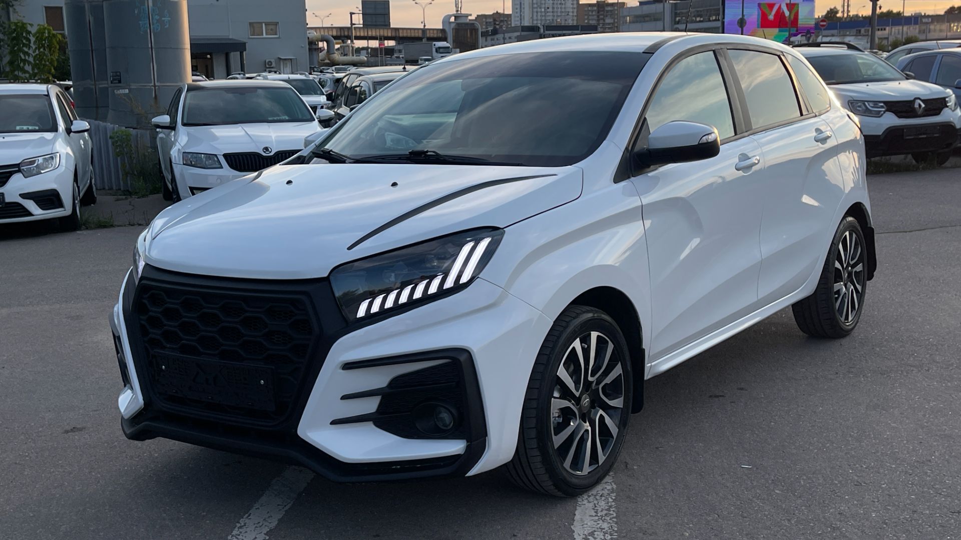 LADA XRAY (2018)