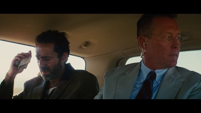 Безумный спецназ (2009) / The Men Who Stare At Goats