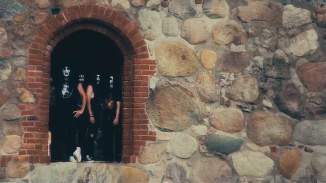 Royal Republic - Stayin' Alive - (Bee Gees -1977) - 2025