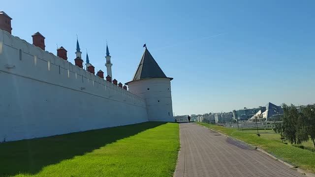 Мощь стены
