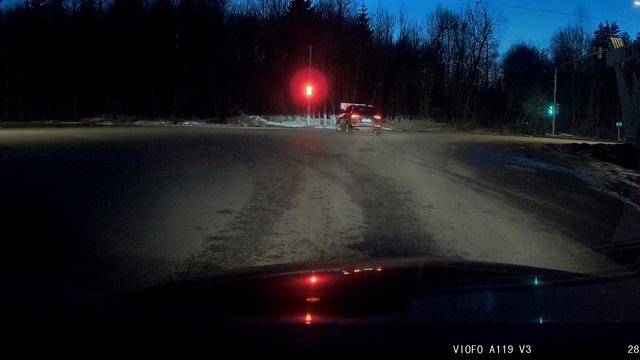 В436РК750 Volkswagen Tiguan. 2026.03.28. Проезд на красный. ГАЭС, п.Богородское.