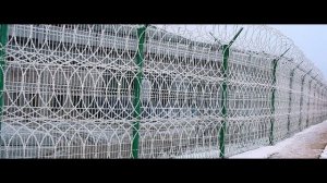 ОНИ ЗАЩИТИЛИ СВОИ ДВОРЫ ОТ ПОЖАРНОЙ ТЕХНИКИ....