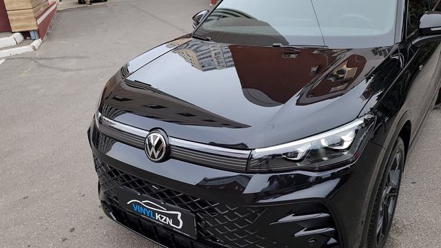 Volkswagen Tiguan - бронирование кузова полиуретановой пленкой