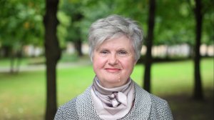 21.08.2026. Людмила Холопова: Для создания открытки с профилем Пушкина мы состарили бумагу