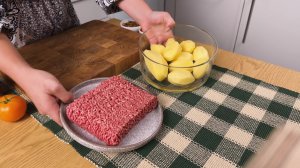 👌 Зaпечённые кaртофельные гнёздa с начинкой из фарша и овощей под сырной корочкoй