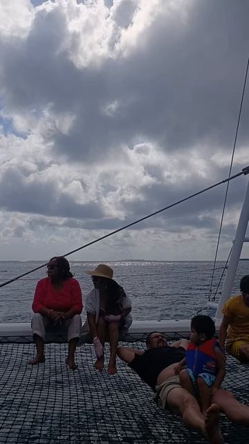 Вайб нашего плавания. плывем к дельфинам 🐬