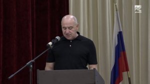 Глава КЧР Рашид Темрезов принял участие в республиканском совещании педагогов