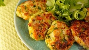 Рубленые куриные котлеты с кабачком