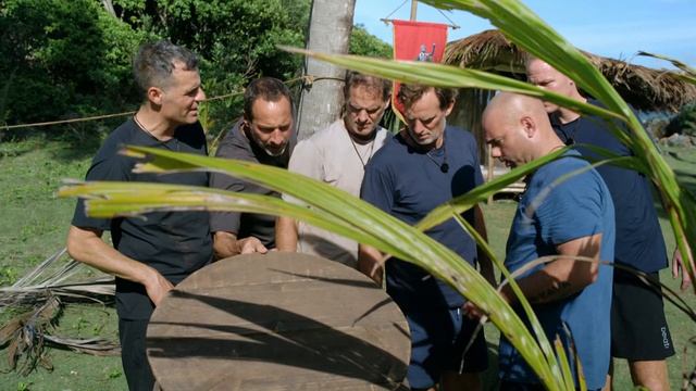 Football.Island.S01E01.DUTCH.1080p.WEB.h264-TRIPEL