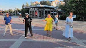 С капельками слёз... 21.08.26...