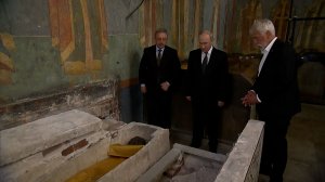 «ТАКОГО НЕ ВИДЕЛИ ВЕКАМИ»: Путин у мощей Дмитрия Донского в Кремле