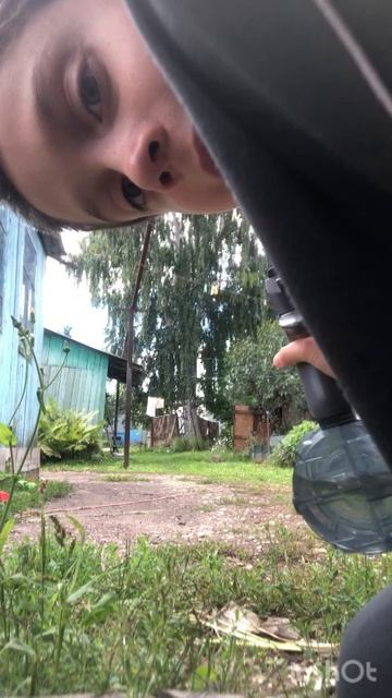 Проверяю водный пистолет