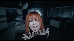 ЮЛИЯ САВИЧЕВА - ВЕТРЕНО
