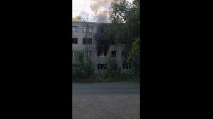 В Саратове горел расселенный дом