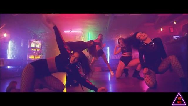 🇷🇺Martik C - Hold The Beat (Music AI)🇷🇺(720P_HD)