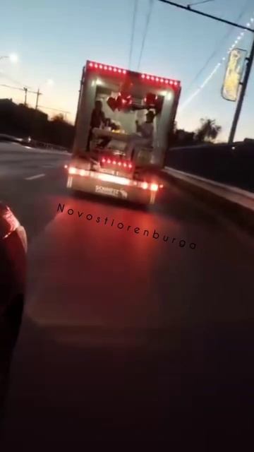 💫Пятизвёздочные рестораны отдыхают: романтика в будке «Газели» в Оренбурге