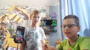 блин звонем илане
