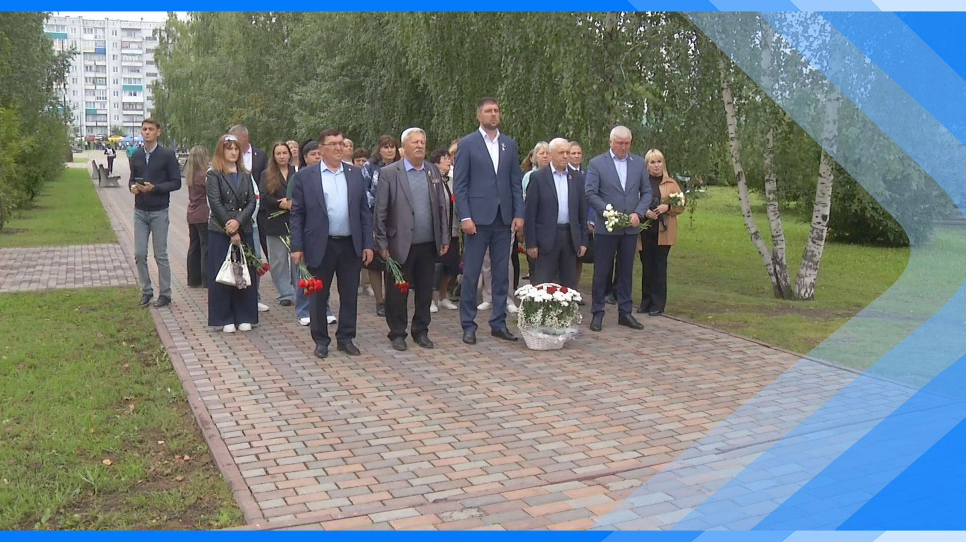 21.08.2026    Киселевчане возложили цветы к мемориалу погибшим шахтерам