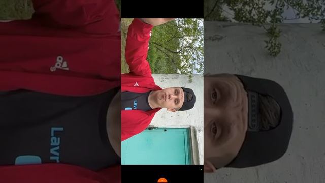 Смотрю смешных дураков