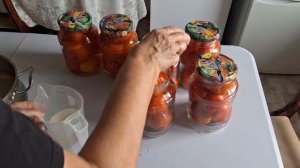 Маринованные помидоры без специй и зелени - простой и вкусный рецепт на зиму.