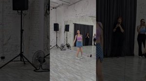 Традиционная бачата соло. Занятие 3. Катя.