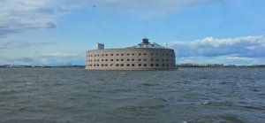 Форты Кронштадта. Экскурсия по фортам Кронштадта. Санкт-Петербург.